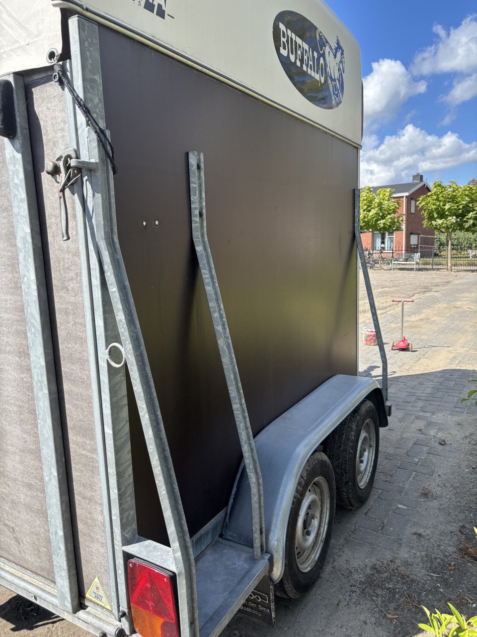 Henra Buffalo 2-paards paardentrailer (1800kg)