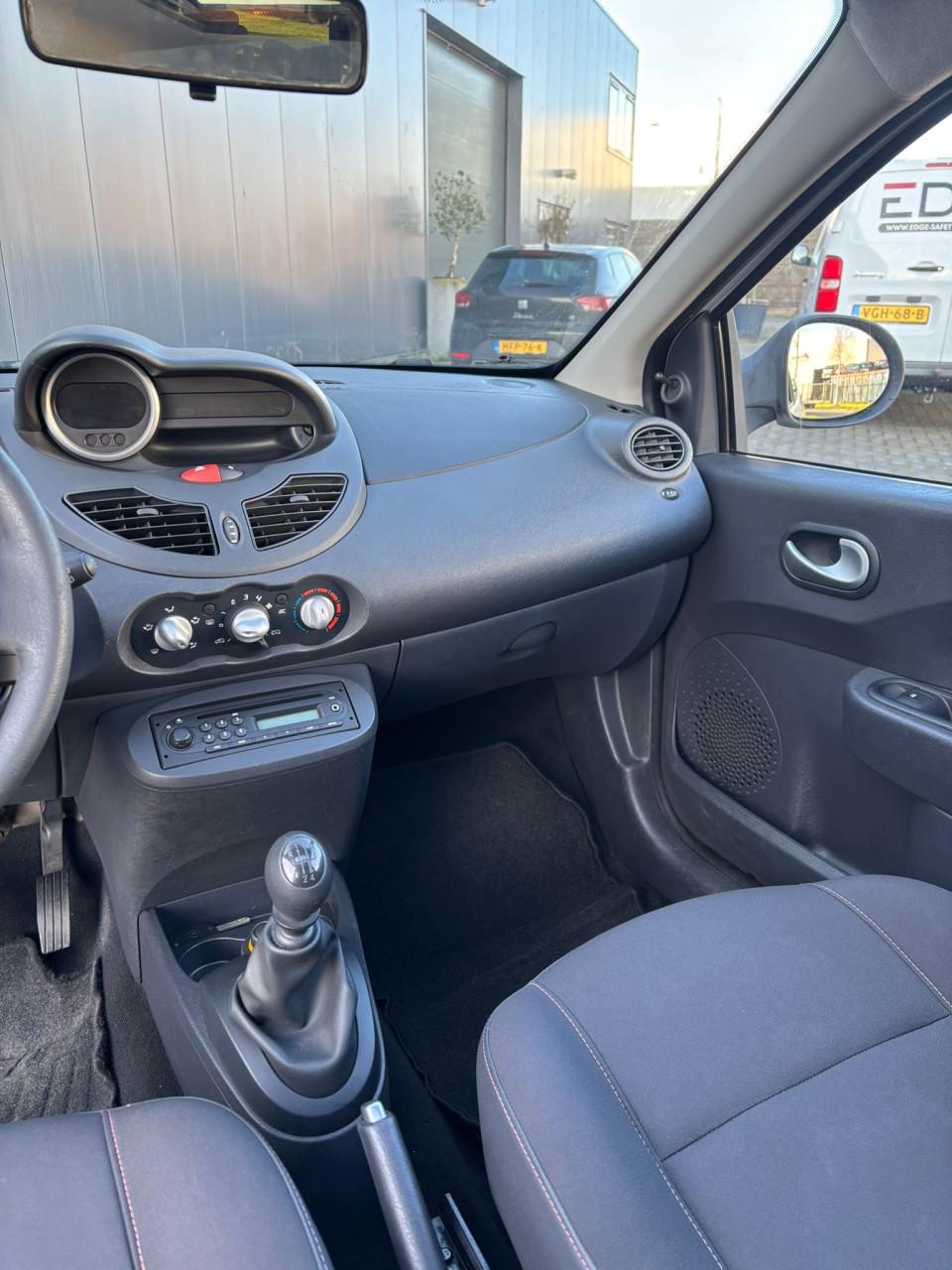 Renault Twingo 1.1 2009 Wit | 136.942 KM NAP | NIEUWE APK!