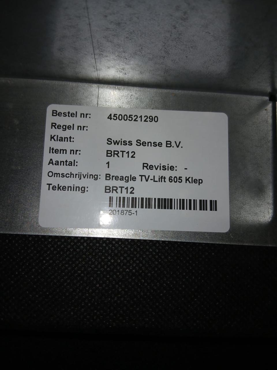 Hoofdboord bed en tv kast