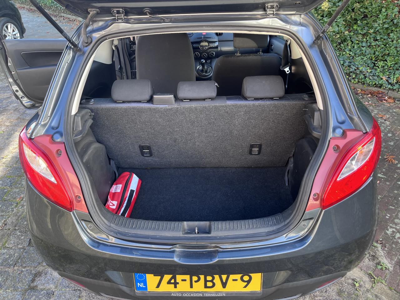 Mazda 2 XS, 1.3 74PK