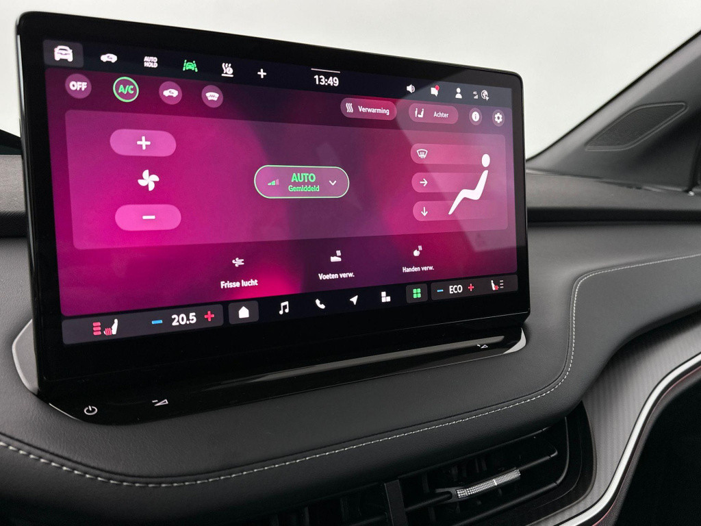 Skoda Enyaq Iv sportline elektromotor 210 kw / 286 pk suv elektri