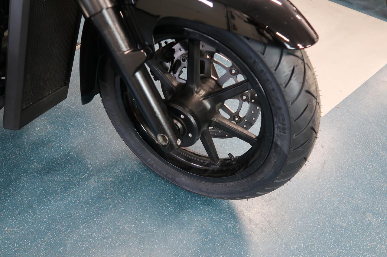 Suzuki Intruder C1500BT zeer lage km stand