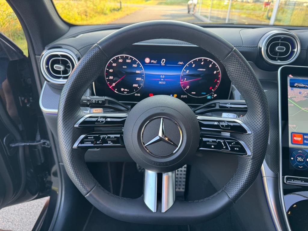 Mercedes-Benz Glc 200 4matic amg line automaat , elektrische trekhaak panor