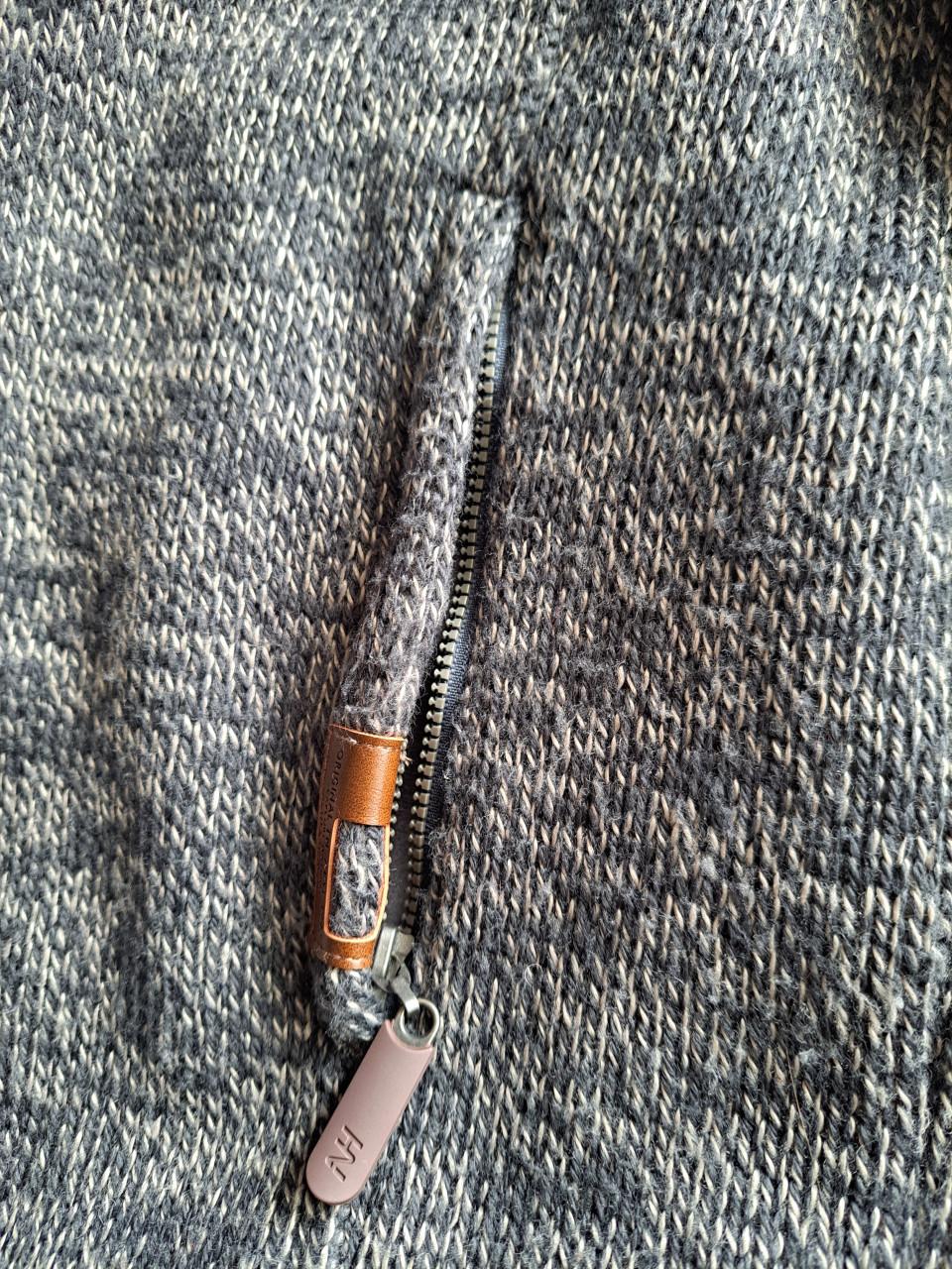 Mooi warm vest van Human Nature maat M