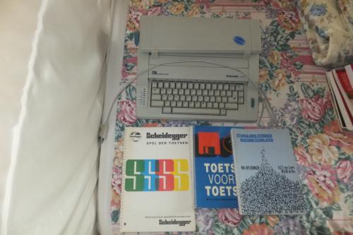 Type machine en blind type leer boeken