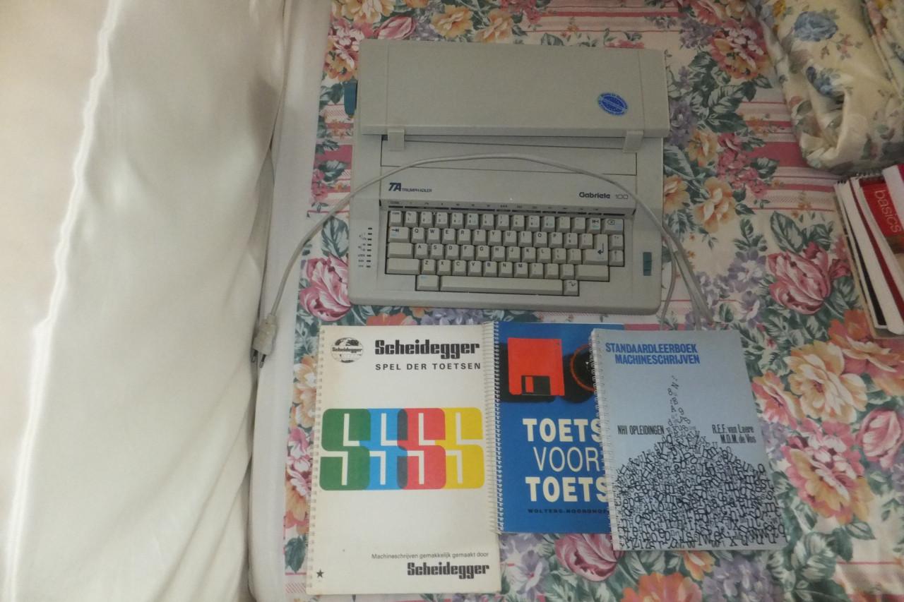 Type machine en blind type leer boeken