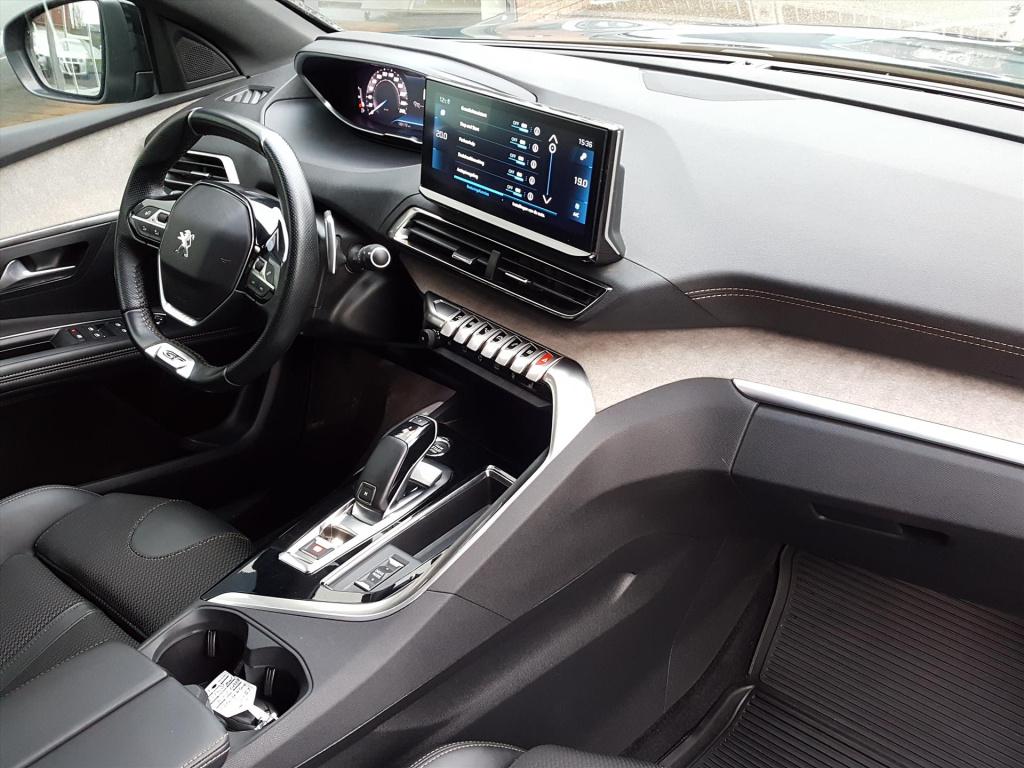 Peugeot 3008 gt 1.2-130pk automaat/eat8 navigatie| trekhaak | apple carplay