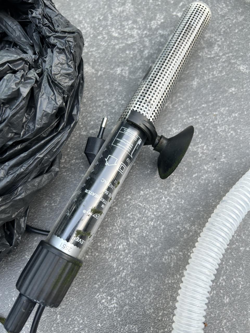 Aquarium met toebehoren