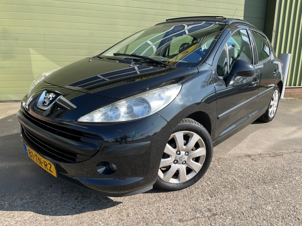 Peugeot 207 1.6 - 16v xt panodak