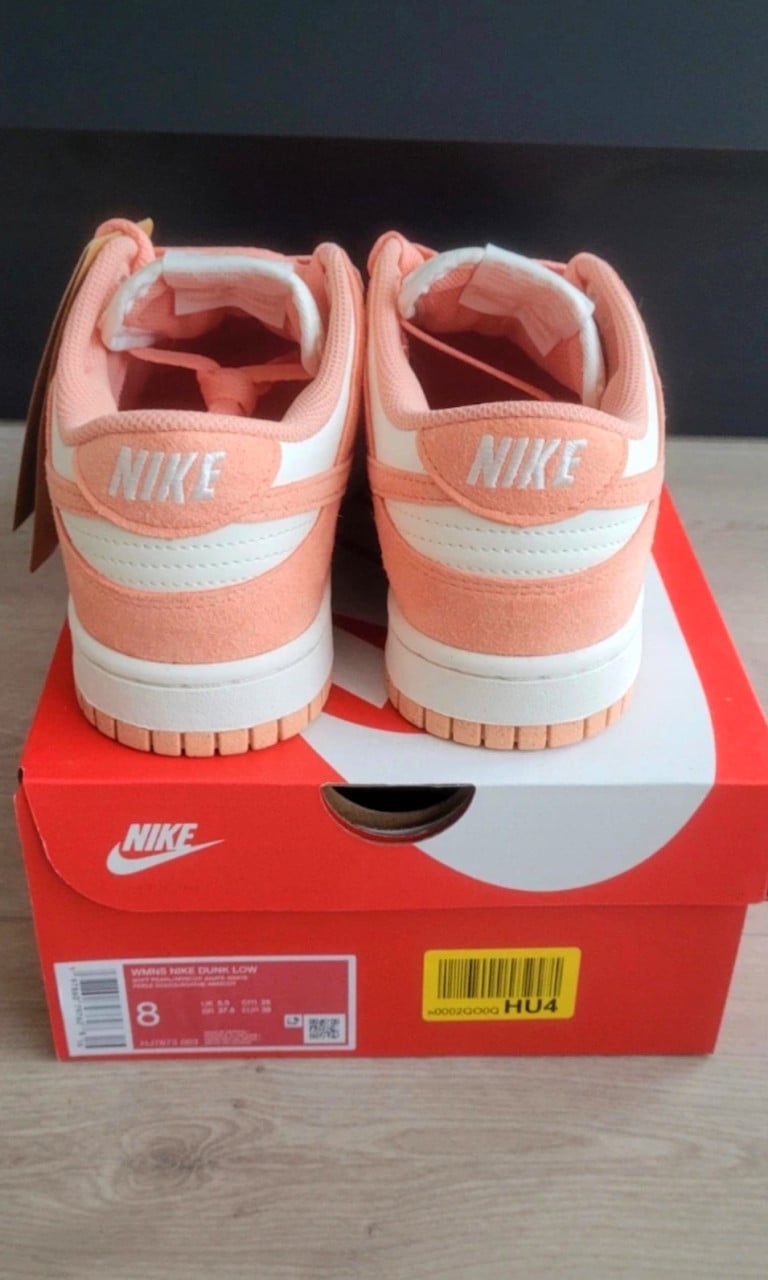 Nike dunk low sneakers