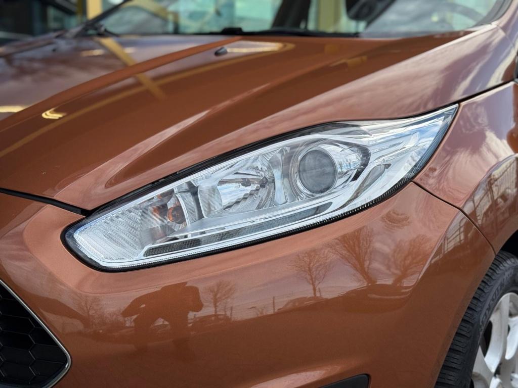 Ford Fiesta 1.0 style essential