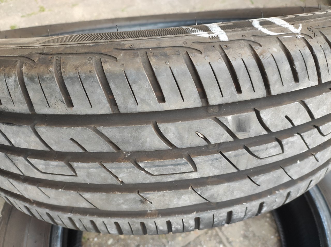 4 Zo goed als nieuwe Tyfoon zomerbanden 185/55 R16 V