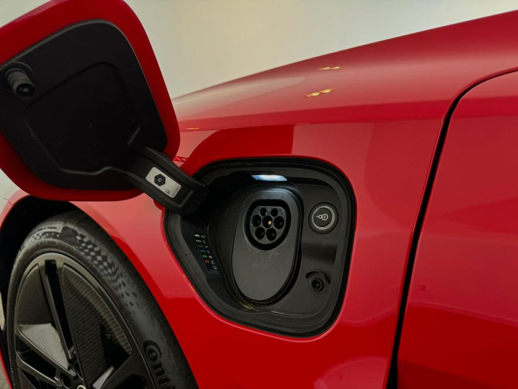 Audi E-tron Gt rs 93 kwh