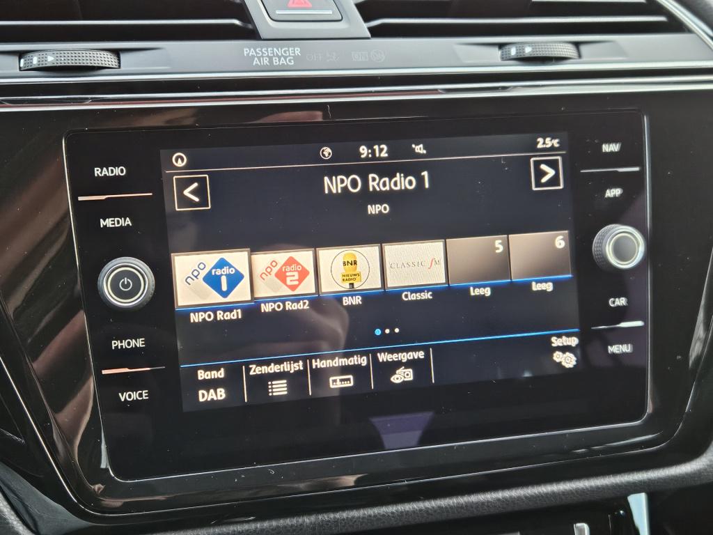 Volkswagen Touran 1.2 tsi highline business r-line 7-pers. | acc | camera