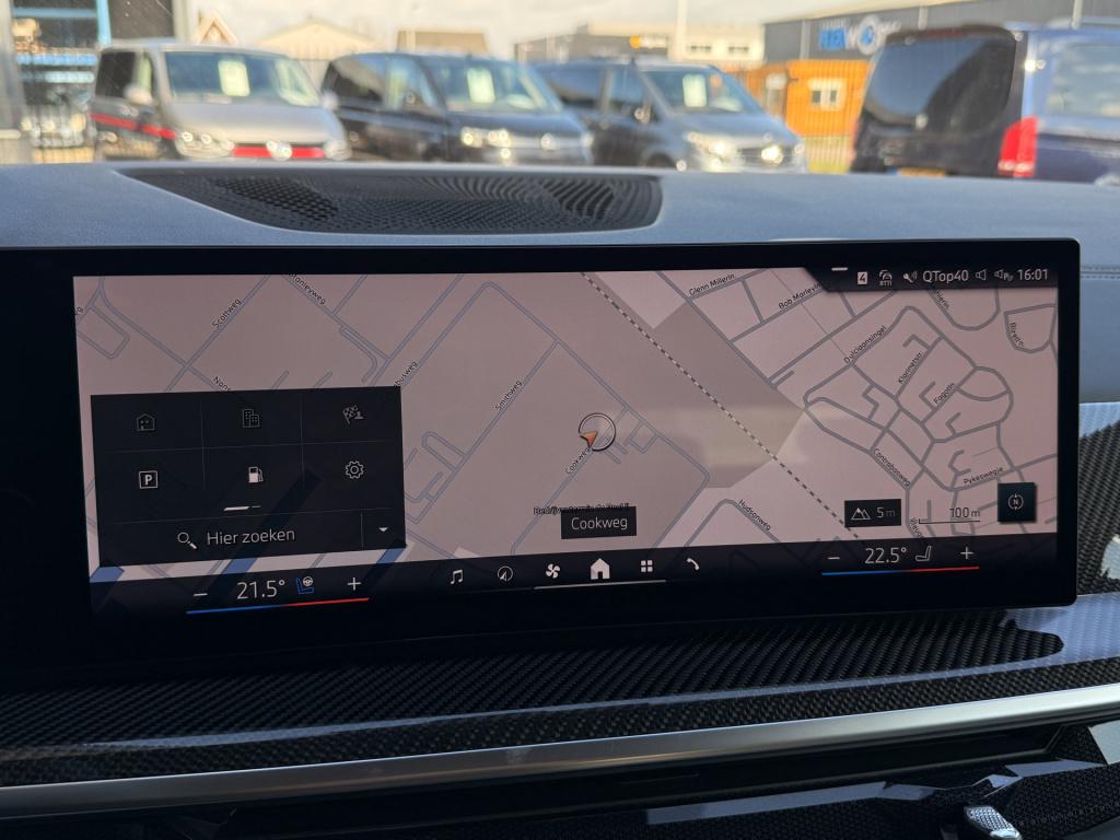 BMW X5 xdrive50e m-sport | carbon | pano | memory | stoelverwarming / verko