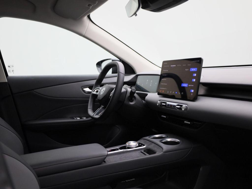 MG Mgs5 Ev luxury 64 kwh | black pack | 360 camera | warmtepomp | getint gl