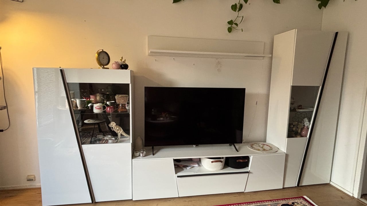 Moderne witte woonkamerkast – complete set met tv-meubel en plank