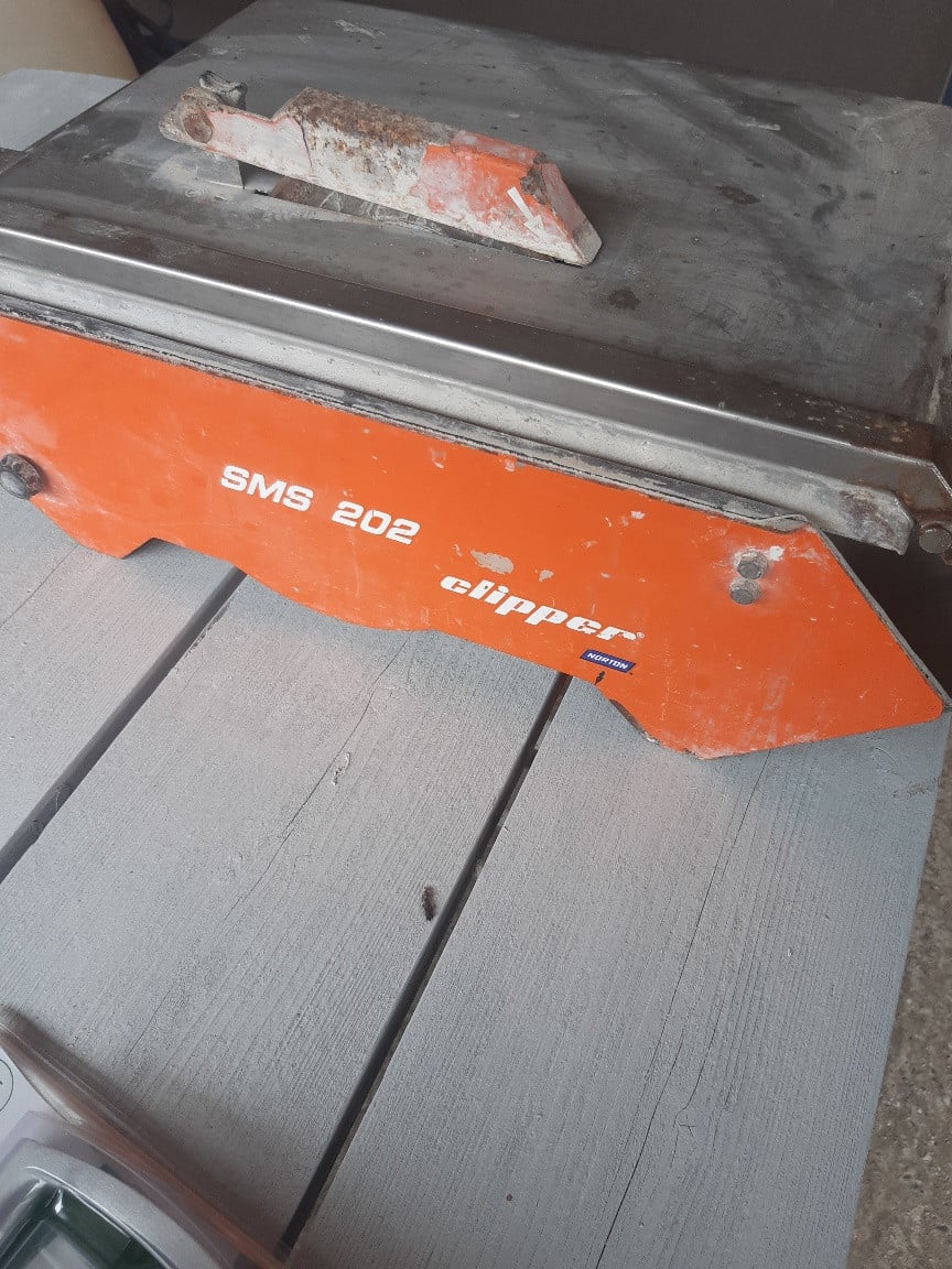 Tegelzaagmachine