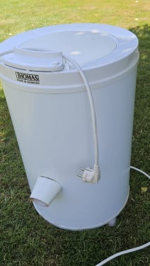 Thomas centrifuge
