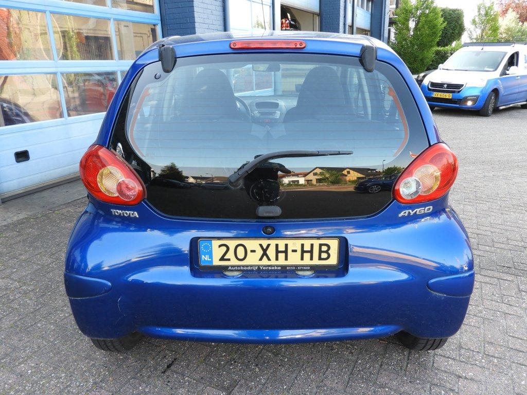 Toyota Aygo 1.0-12v +