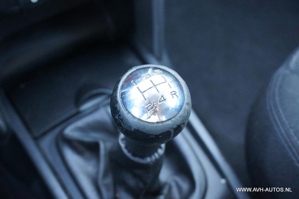 Peugeot 207 1.4 vti look