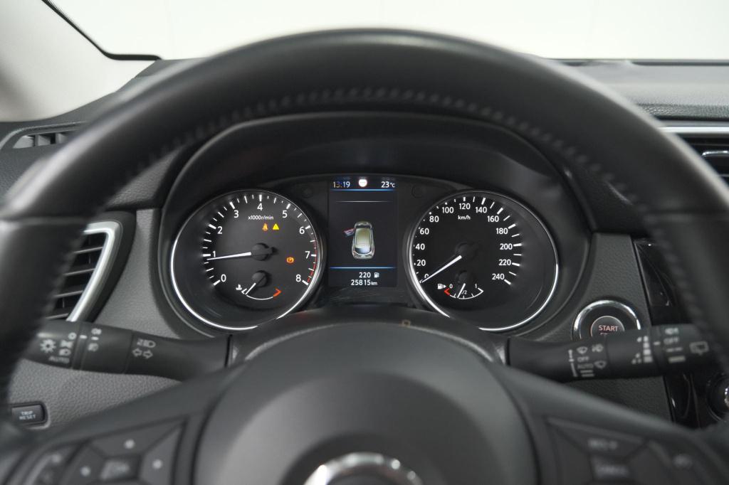 Nissan Qashqai 1.3 dig-t tekna | trekhaak | panoramadak | adaptieve cruise 