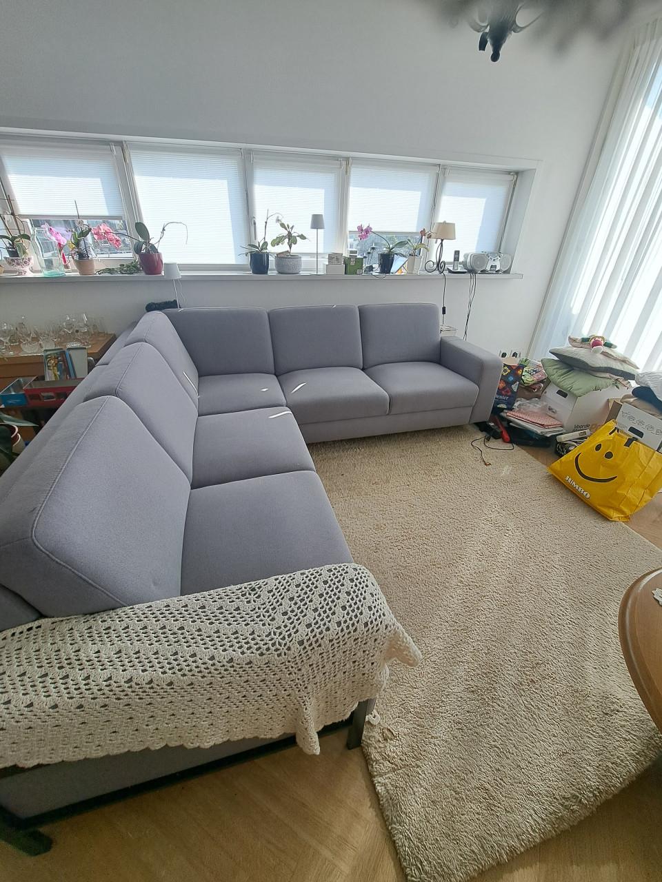 Bed 1m40 x 2.0m