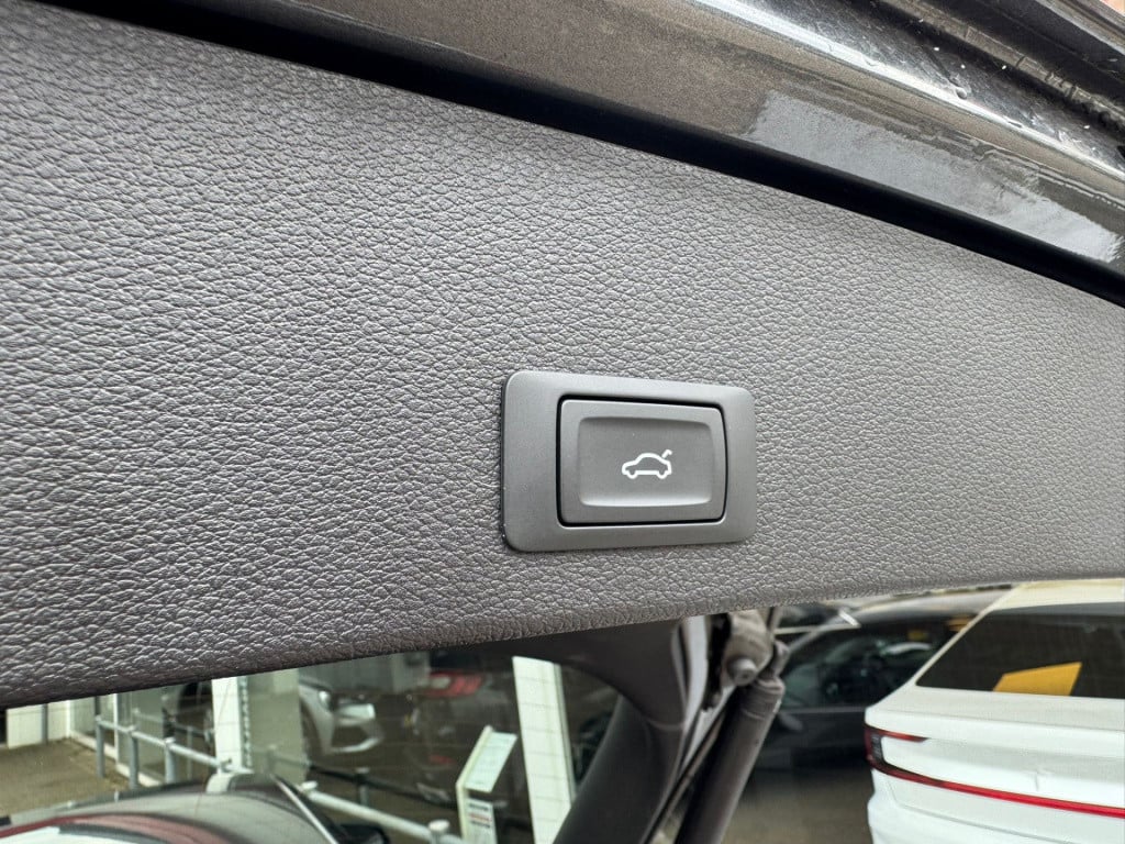 Audi Q2 35 tfsi s edition