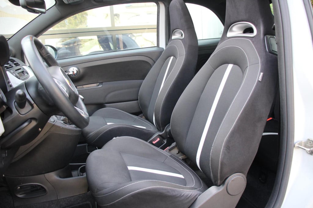 Abarth 500c 1.4 t-jet scorpione - actieprijs €11.735,- t/m 20 augustus!