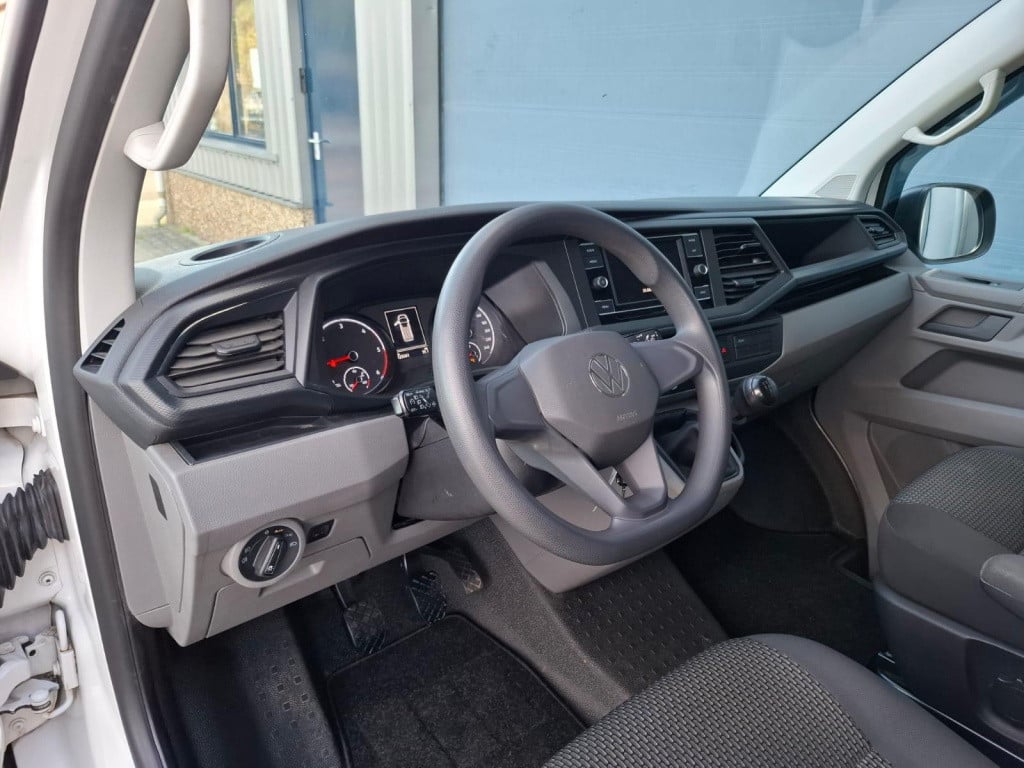 Volkswagen Transporter 2.0 tdi l2h1 30 dc verlaagd / spoilers in kleur / ai