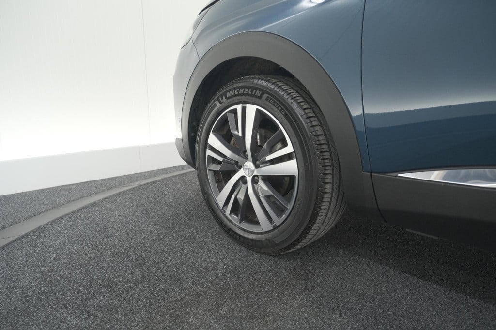Peugeot 3008 puretech 130 allure pack business | camera | elektrische koffe