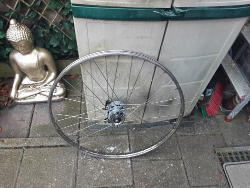 28 inch r.v.s nexus achterwiel, 3 speed,rollerbrake rem