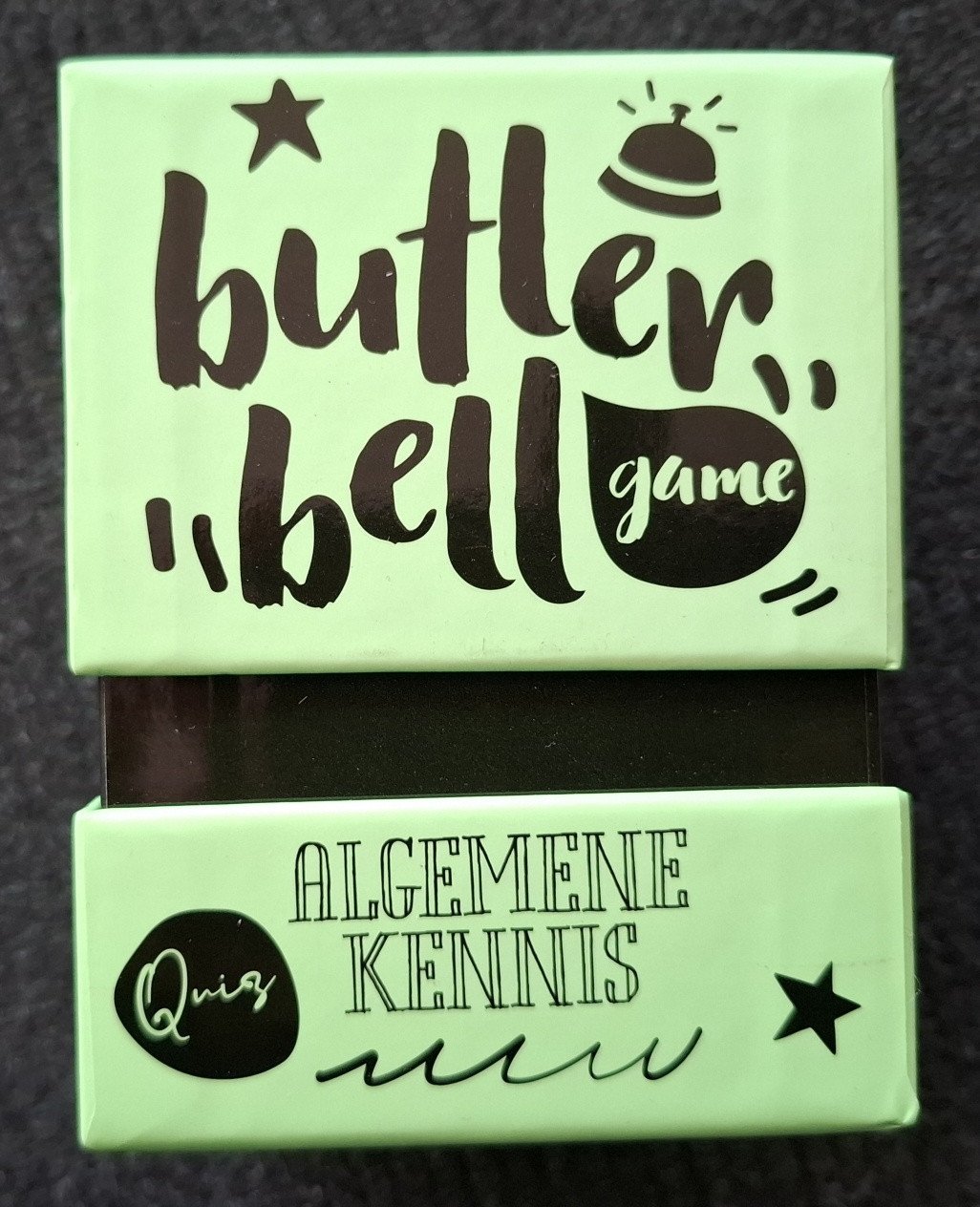 Twee spelletjes:  Het spel met de bel, Halli Galli, en Butler Bell