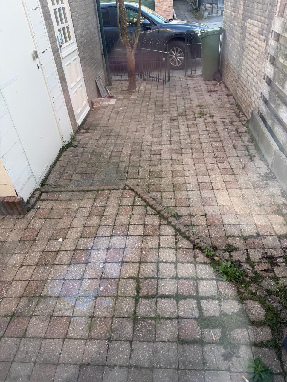 30m2 Klinkers 15x15 met opsluitbanden