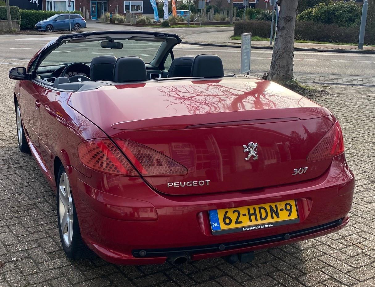 307 CC Cabrio in zeer goede staat!