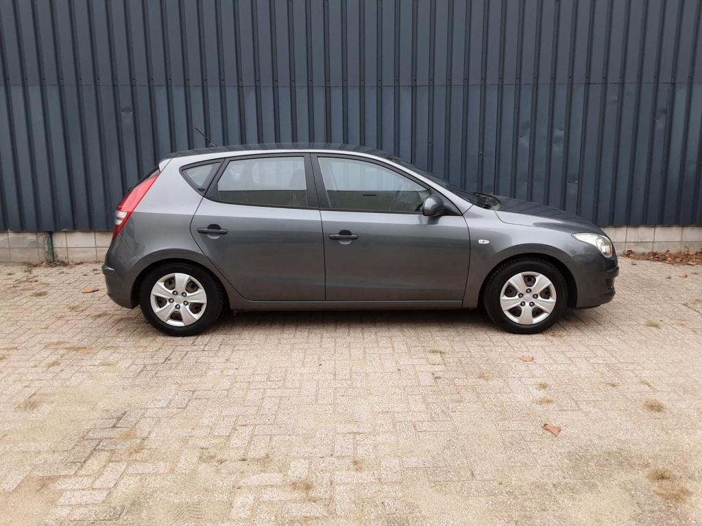 Hyundai I 30 1.4i active cool