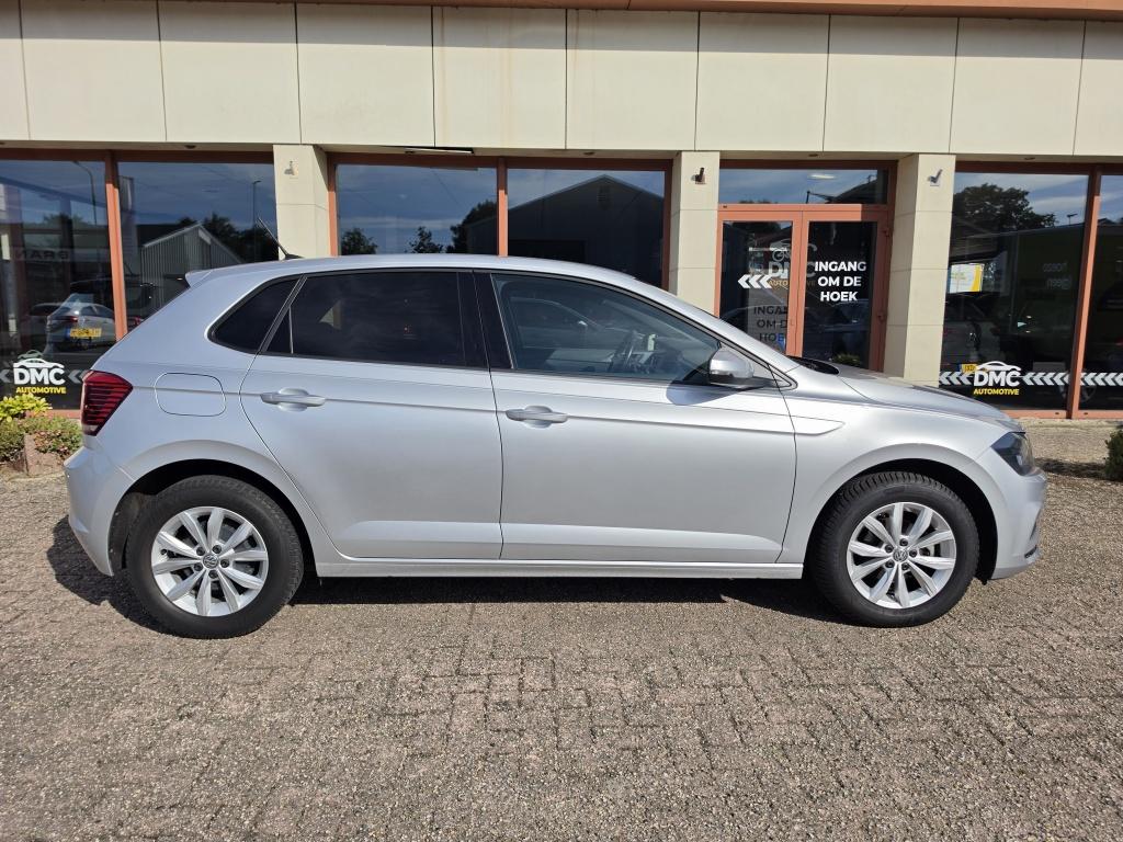 Volkswagen Polo 1.0 tsi highline business r | clima | acc | navi |apple car