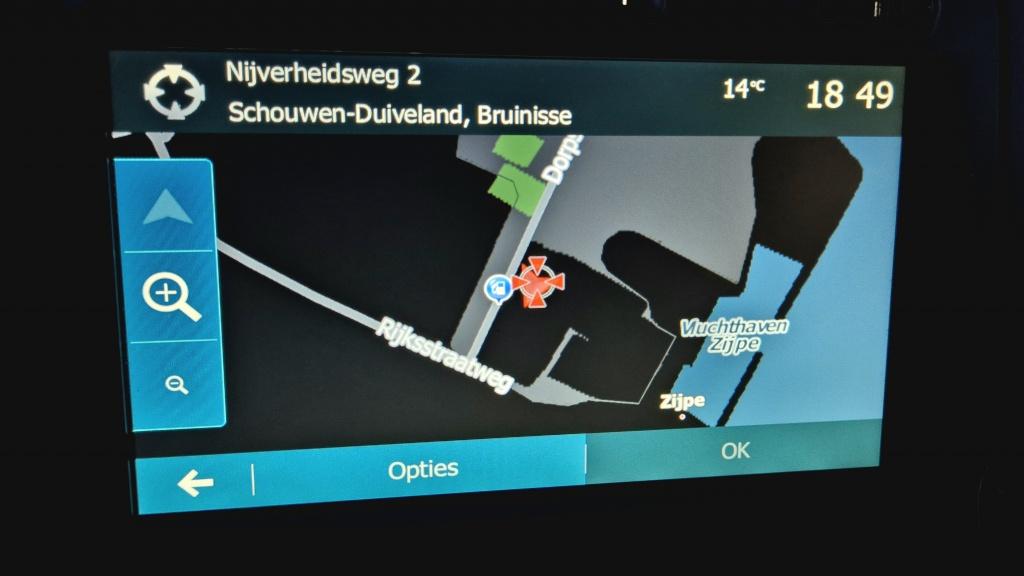 Dacia Duster 1.0 tce bifuel prestige | lpg af-fabriek | leder | pdc | airco