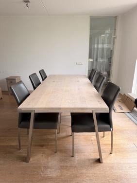 Eettafel met stoelen Bert Plantagie
