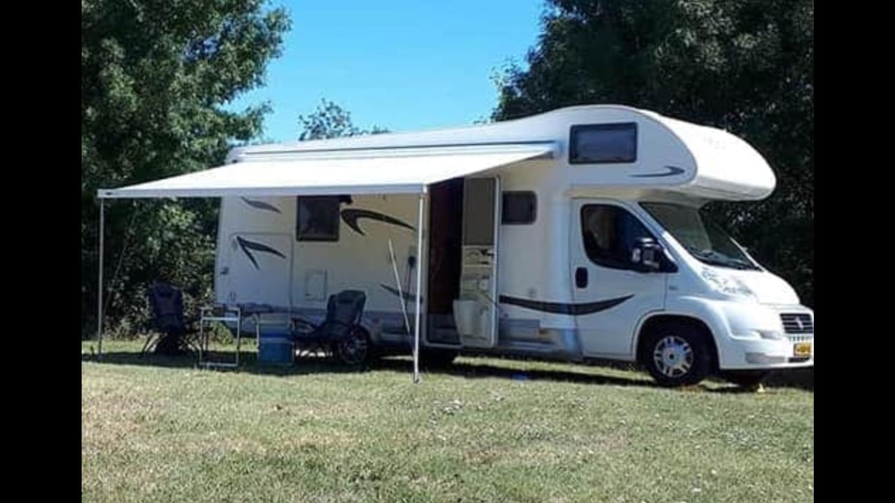 Camper