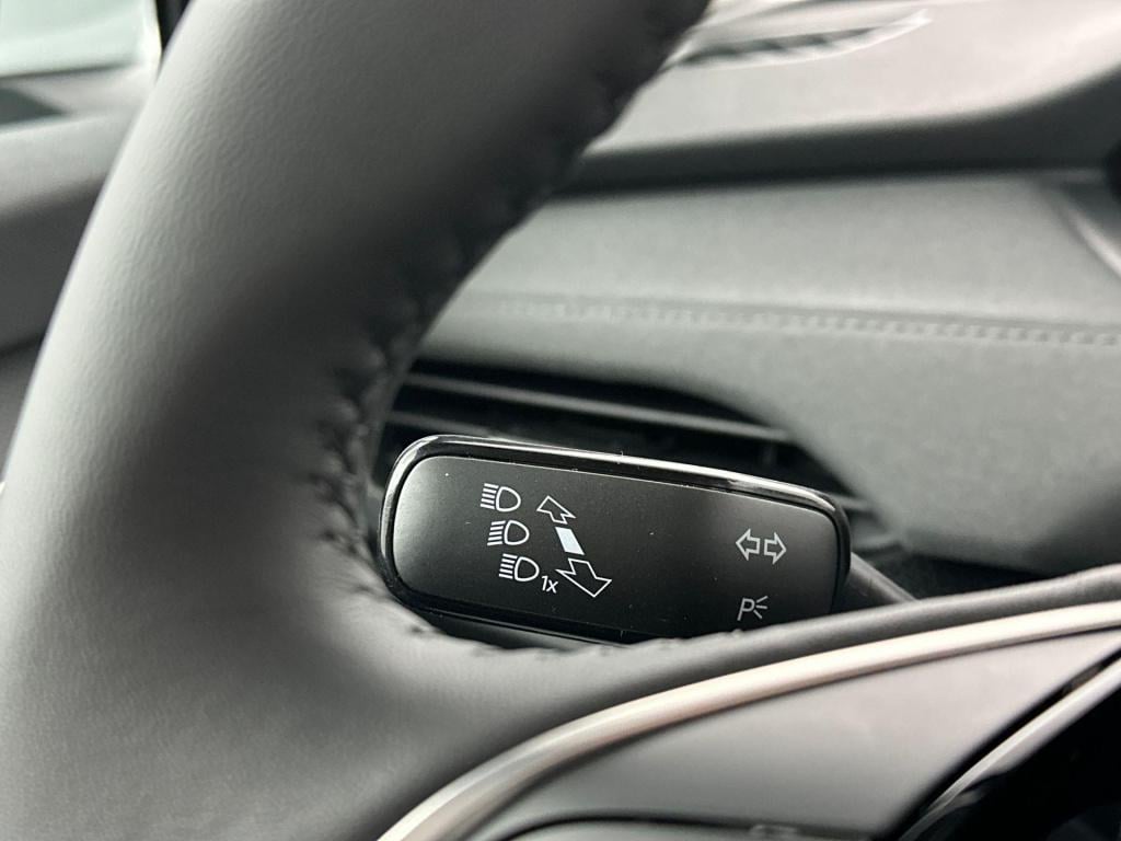 Skoda Elroq selection elektromotor 125 kw / 170 pk suv elektri