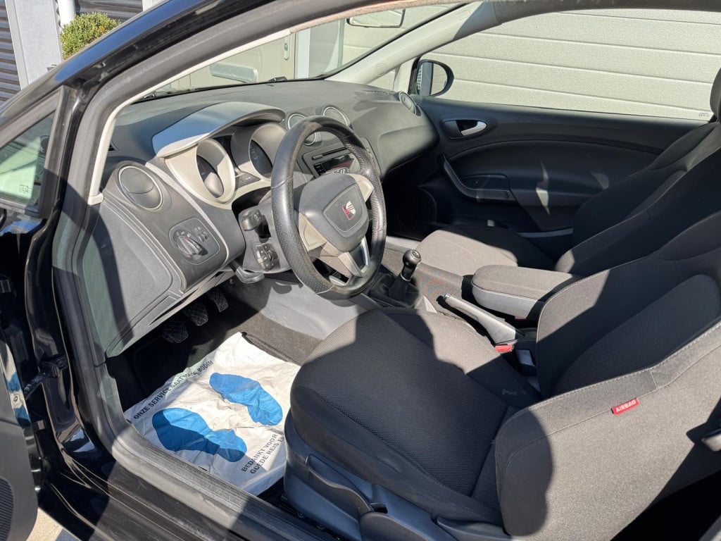 Seat Ibiza sc 1.6 reference/ vol jaar apk/airco/lichtmetaal/