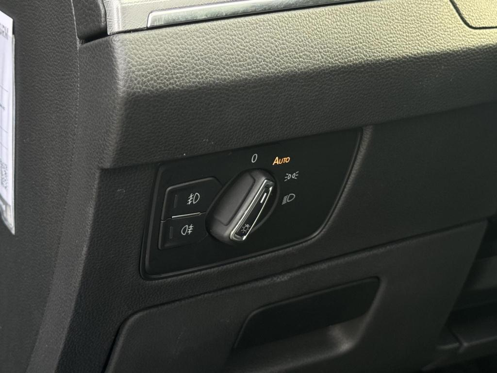 Volkswagen Passat 1.5 tsi business