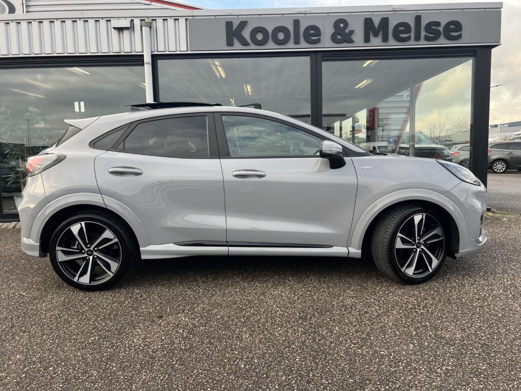 Ford Puma 1.0i ecoboost hybrid 155pk st-line x , pano dak , 19 inch , winte