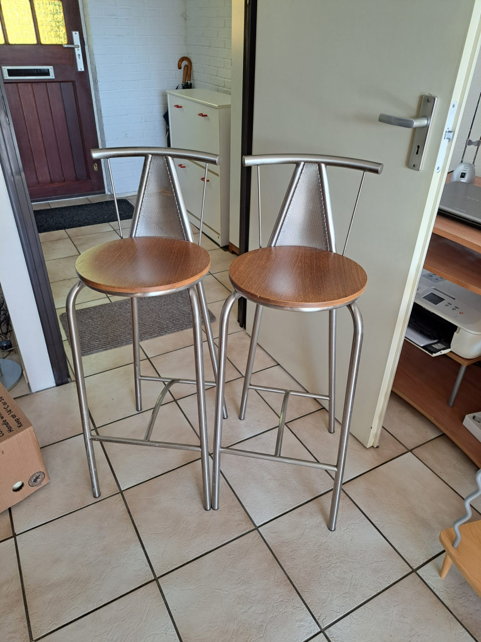 Te koop 2 mooie bar krukken
