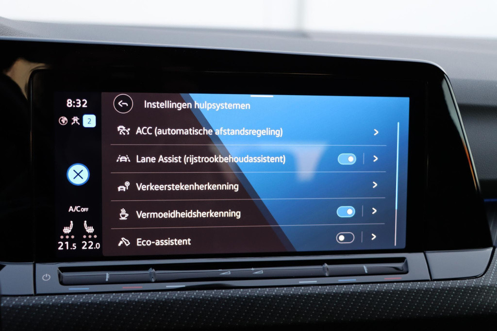 Volkswagen Golf variant 1.5 etsi r-line 150pk dsg7