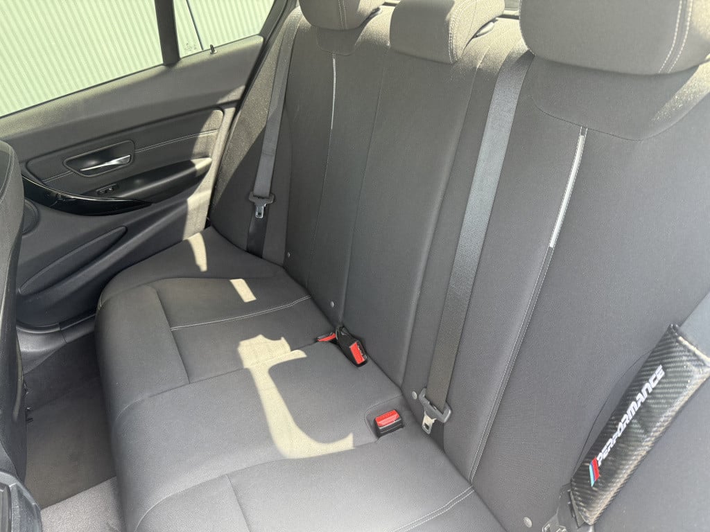 BMW 3-serie 320i 184pk executive sportline sedan