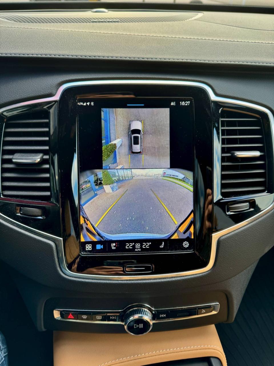 Volvo XC90 2.0 t8 recharge awd ultra dark 22" leder luchtvering massage