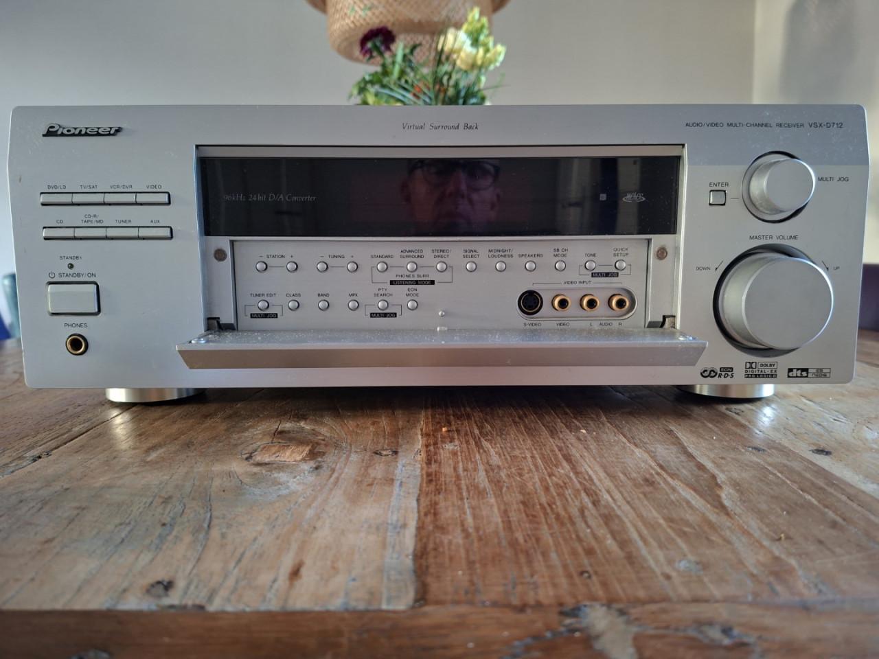 Pioneer VSX-D712 / AV Receiver - 5.1 Channel - 100w