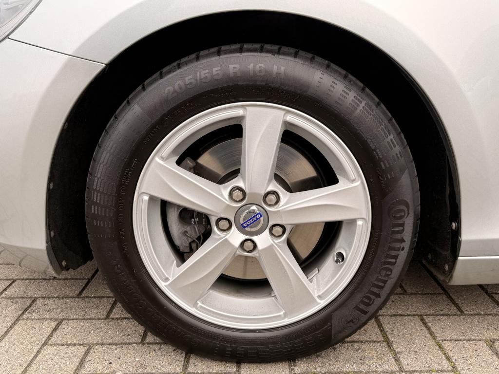 Volvo V40 1.6 t2 | cruise | navi | achteruitrijcamera